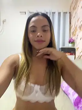 safadinhaquenteW online show from June 2026 01:47:01 AM