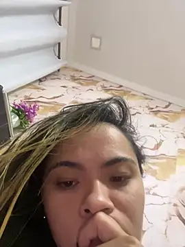 Snapshot of safadinhaquenteW chatting on July 2026 01:19:02 AM safadinhaquenteW online show from July 2026 01:19:02 AM
