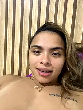 safadinhaquenteW online show from November 2025 04:16:02 AM