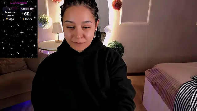 Aisha Goldstein online show from April 2026 05:58:02 AM