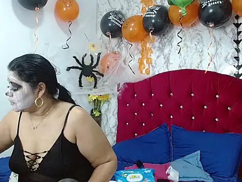  Danna Milf  online show from October 2025 12:28:01 PM