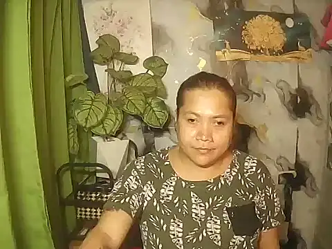trishacummerts online show from June 2026 02:27:01 AM