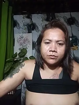 trishacummerts online show from June 2026 03:43:01 PM