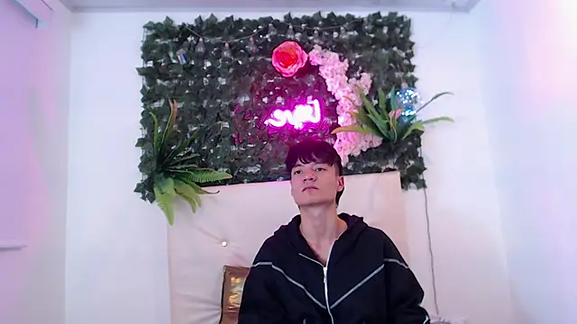 ANDRES ANTONIO online show from November 2025 04:06:02 AM