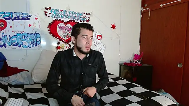 Snapshot of picante70_ chatting on February 2026 10:57:01 AM picante70 online show from February 2026 10:57:01 AM