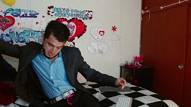 Snapshot of picante70_ chatting on January 2026 11:28:01 AM picante70 online show from January 2026 11:28:01 AM