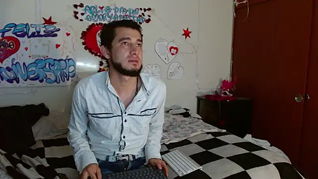 Snapshot of picante70_ chatting on February 2026 11:18:01 AM picante70 online show from February 2026 11:18:01 AM