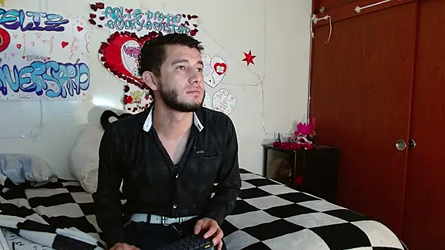 Snapshot of picante70_ chatting on January 2026 11:27:02 AM picante70 online show from January 2026 11:27:02 AM