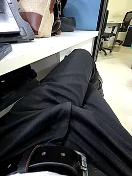 crawlerdrill online show from November 2025 12:42:02 PM