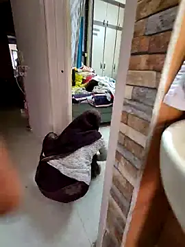 crawlerdrill online show from November 2025 03:54:01 AM