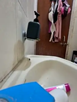 crawlerdrill online show from November 2025 02:32:02 AM