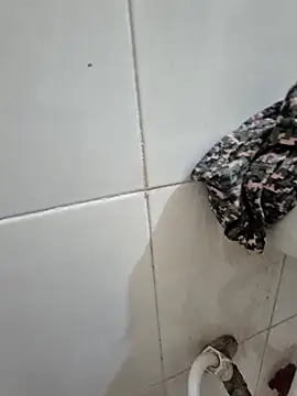 crawlerdrill online show from November 2025 02:48:02 AM