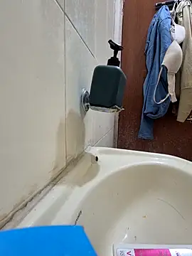 crawlerdrill online show from November 2025 02:43:02 AM