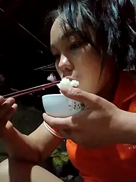 Snapshot of kitachu chatting on December 2025 11:53:02 AM kitachu online show from December 2025 11:53:02 AM