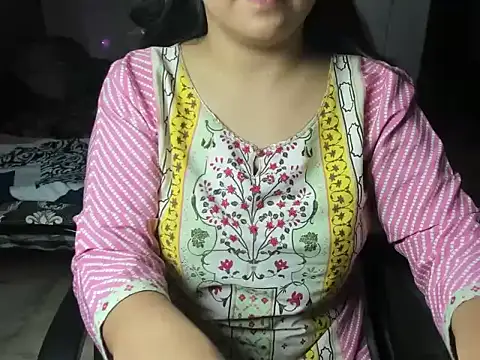 Snapshot of Divya68 chatting on October 2025 05:45:02 PM Divya68 online show from October 2025 05:45:02 PM