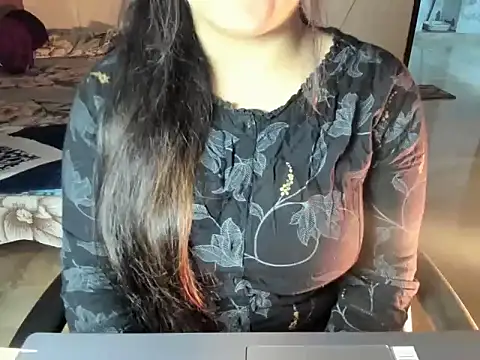 Divya68 online show from December 2025 05:49:02 PM