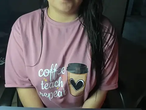 Divya68 online show from December 2025 05:35:01 PM