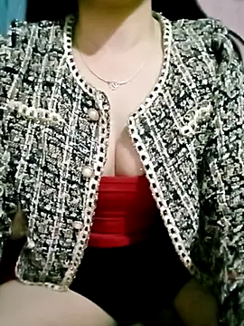 Snapshot of SansanCii chatting on October 2025 11:36:02 PM SansanCii online show from October 2025 11:36:02 PM