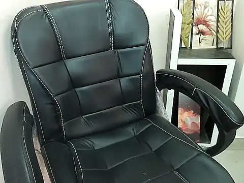 Snapshot of notty_heena chatting on November 2025 03:44:01 AM notty heena online show from November 2025 03:44:01 AM