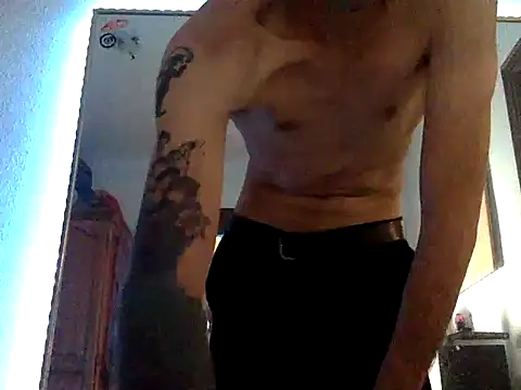 Snapshot of lucky1661 chatting on October 2025 01:12:01 PM lucky1661 online show from October 2025 01:12:01 PM