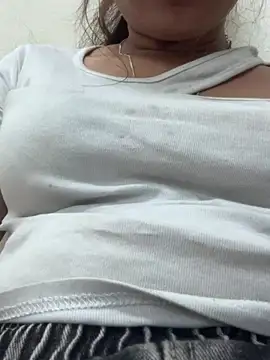 Linh sexyy online show from April 2026 02:13:01 PM