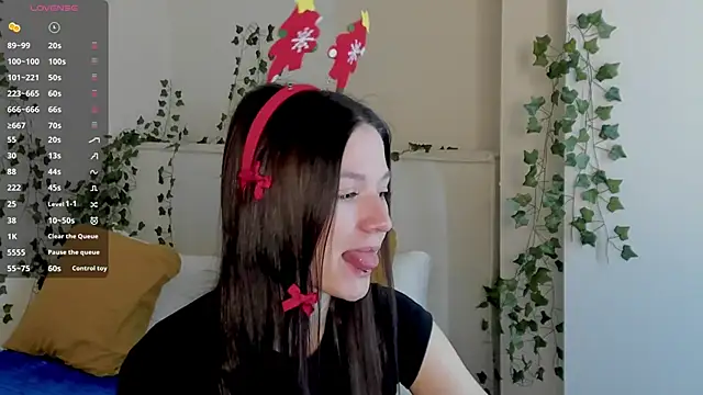 ChillGato online show from December 2025 01:33:01 AM