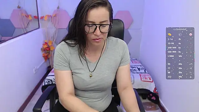 Lui Fer01 online show from October 2025 10:34:02 AM