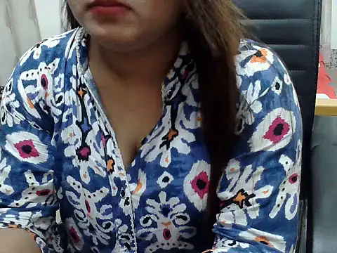 SexyRani2000 online show from July 2026 05:35:01 PM