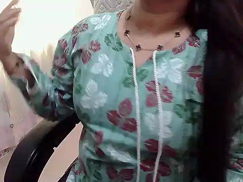 SexyRani2000 online show from May 2026 05:33:01 AM