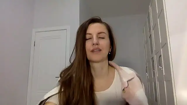 Melivorra online show from April 2026 09:33:02 PM