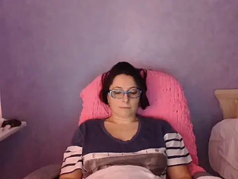 LuckyLisa23 online show from February 2026 11:49:01 PM