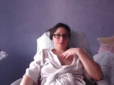 LuckyLisa23 online show from April 2026 11:16:01 AM