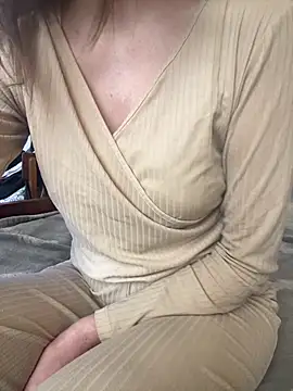 KittieCreme online show from February 2026 09:28:02 AM