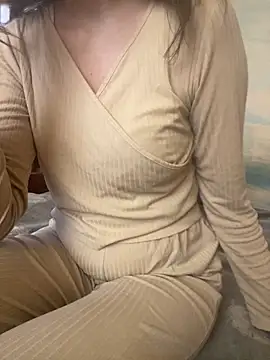 KittieCreme online show from February 2026 08:25:01 AM