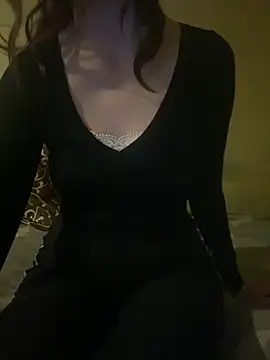 KittieCreme online show from November 2025 02:12:01 PM