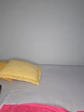 certifiedhottie2025 online show from November 2025 04:28:01 AM