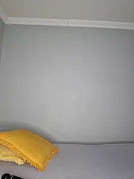 certifiedhottie2025 online show from May 2026 04:32:01 AM