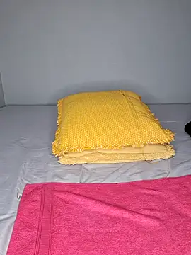 certifiedhottie2025 online show from November 2025 04:52:02 AM