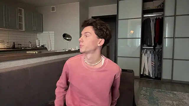 Jeremy1Scott online show from November 2025 07:01:02 AM