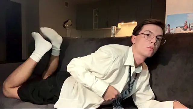 Jeremy1Scott online show from November 2025 03:44:01 AM