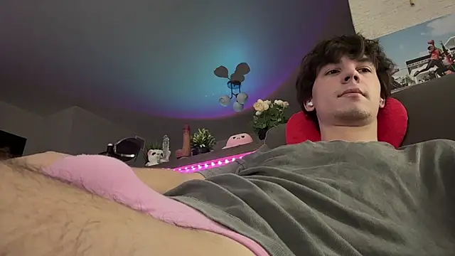 Snapshot of Jeremy1Scott chatting on February 2026 03:50:01 AM Jeremy1Scott online show from February 2026 03:50:01 AM