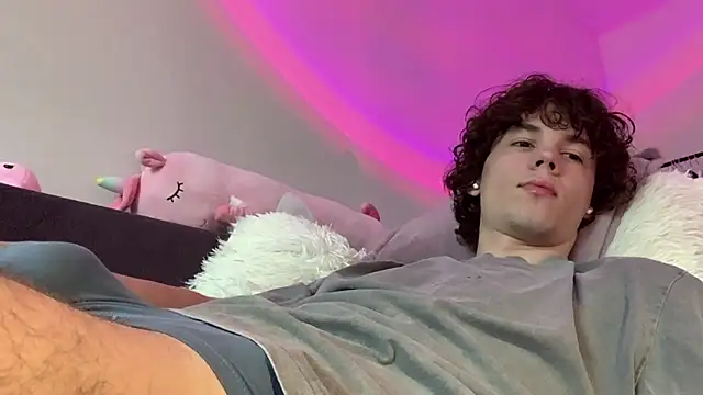 Jeremy1Scott online show from June 2026 05:16:01 AM