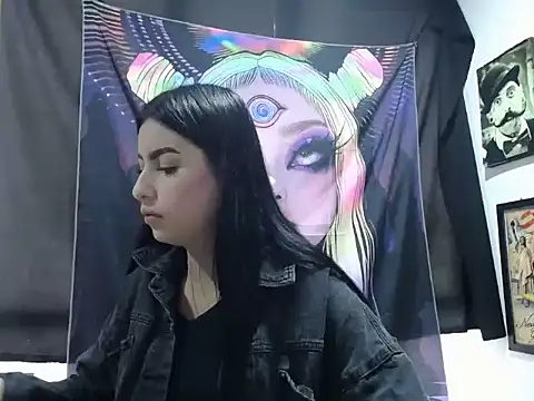 AlanaCollins- online show from October 2025 11:33:01 AM
