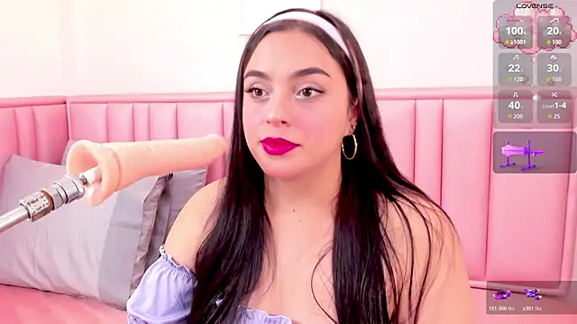 vic petite online show from October 2025 01:25:01 PM
