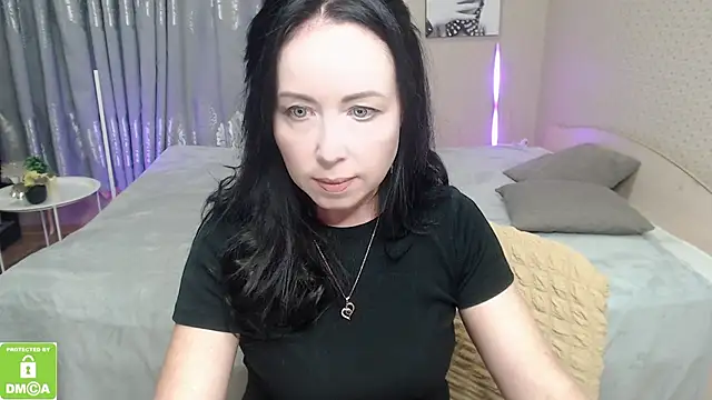 Snapshot of beautiful_moon3 chatting on October 2025 12:58:02 PM beautiful moon3 online show from October 2025 12:58:02 PM