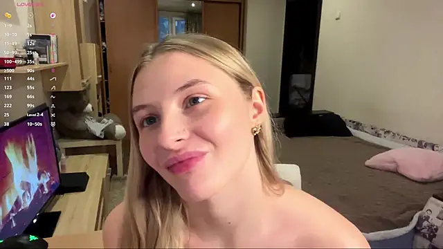 VictoriaMystery online show from November 2025 02:31:02 PM