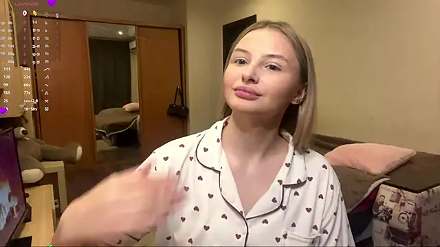 VictoriaMystery online show from November 2025 02:17:01 PM