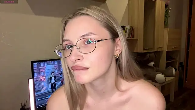 VictoriaMystery online show from November 2025 01:15:02 PM