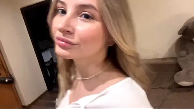 VictoriaMystery online show from October 2025 02:16:02 PM