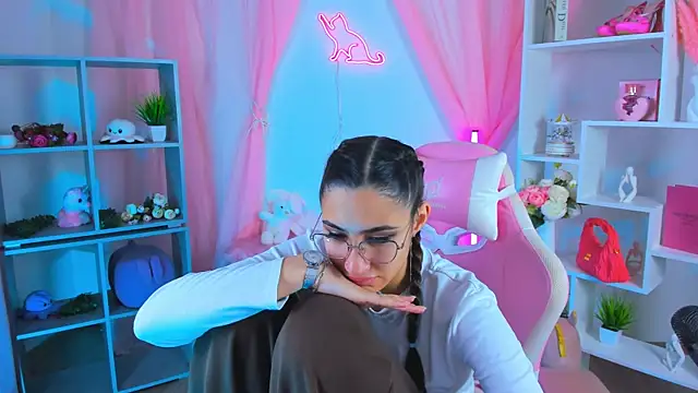 RebeckaThornton online show from November 2025 12:53:02 PM